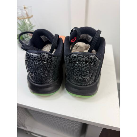 Boys/Mens NWTs Air Jordan Shoes Size 8 main image 7